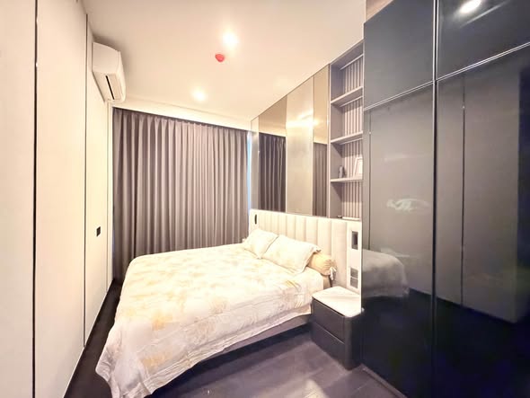 bedroom and room interior of Park​ Origin​ Thonglor