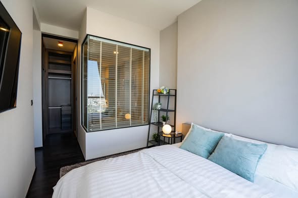 bedroom and room interior of Park​ Origin​ Thonglor