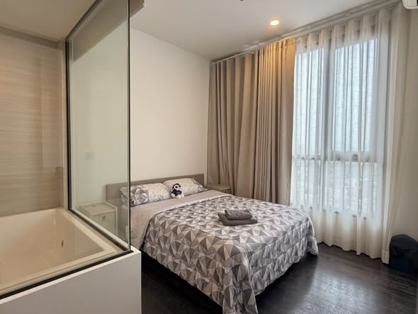 bedroom and room interior and bathroom of Park​ Origin​ Thonglor