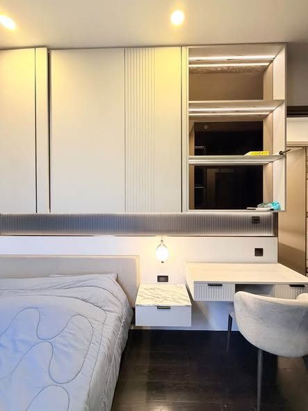 Park​ Origin​ Thonglor