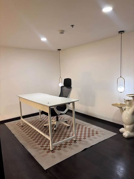room interior of Park​ Origin​ Thonglor