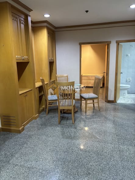 Pathum Wan Resort