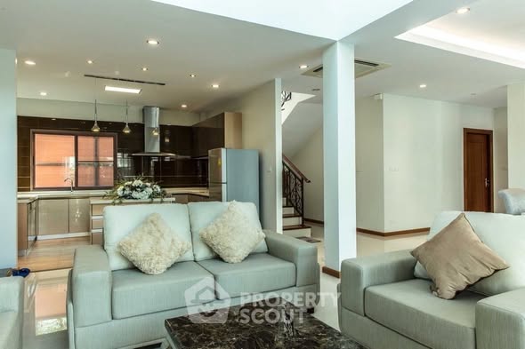 living room of Perfect Masterpiece Rama 9-Krungthep Kreetha