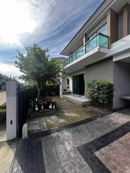 Perfect Place Rama 9 – KrungthepKreetha