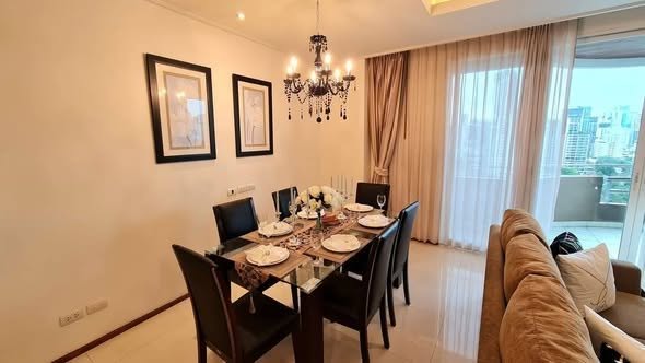 room interior of Piyathip Place Serviced Apartment