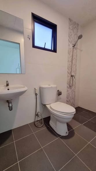 bathroom of Pleno Phahonyothin 54/1
