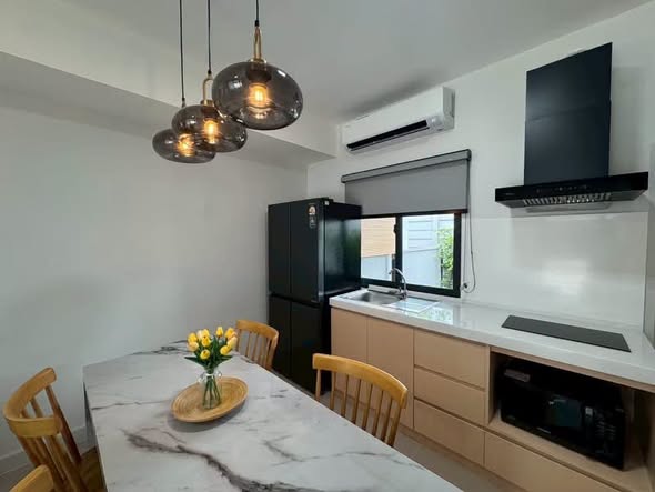 kitchen of Pleno Sukhumvit-Bangna 2
