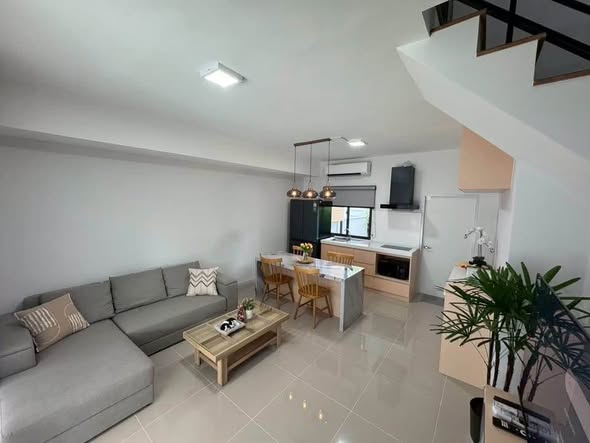 living room of Pleno Sukhumvit-Bangna 2