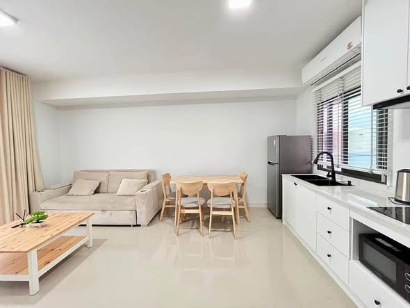 living room of Pleno Sukhumvit-Bangna 2