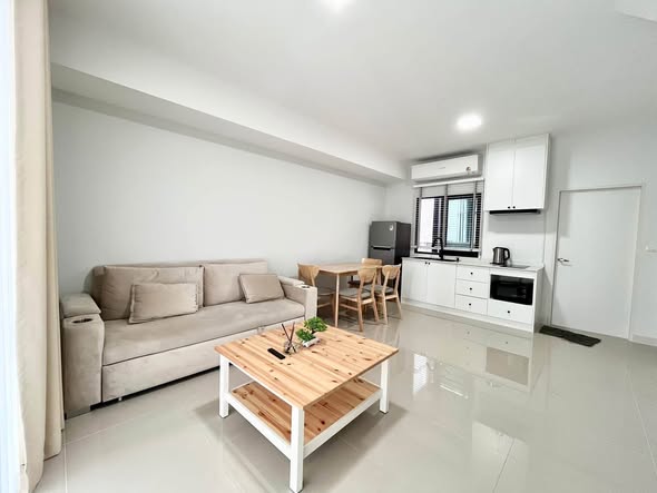 living room of Pleno Sukhumvit-Bangna 2