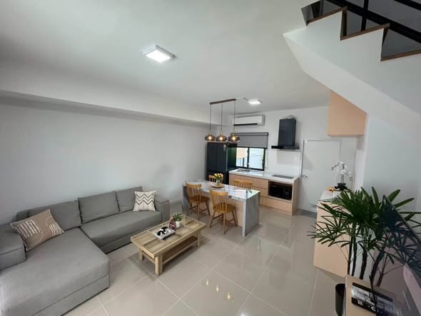 living room of Pleno Sukhumvit-Bangna 2