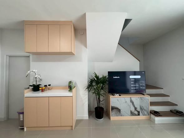 living room and room interior of Pleno Sukhumvit-Bangna 2