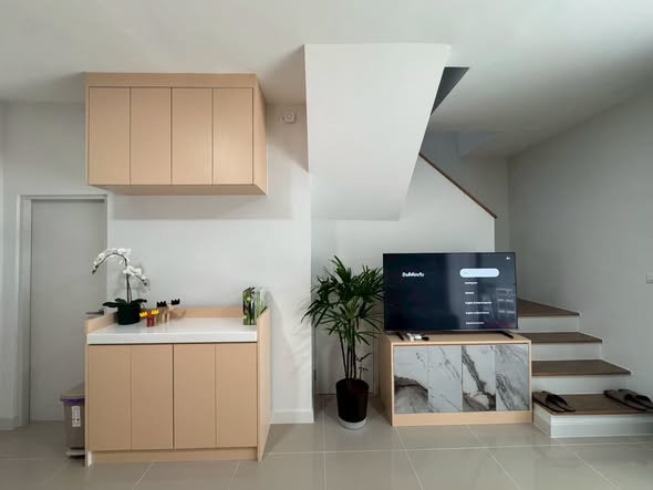 living room and room interior of Pleno Sukhumvit-Bangna 2