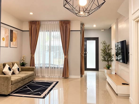 bedroom and living room of พลีโน่ สุขุมวิท-บางนา Pleno Sukhumvit-Bangna