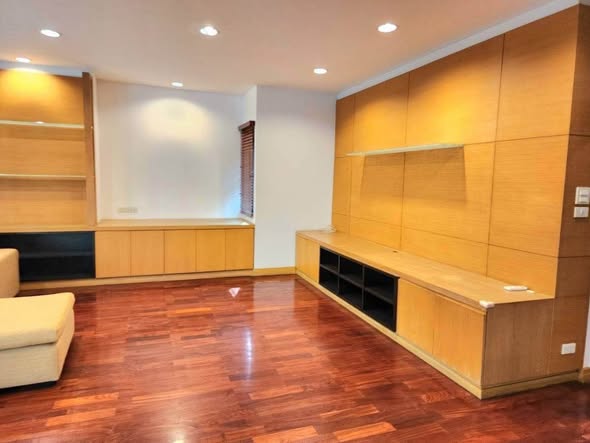 living room and room interior of Plu Garden Villa Apartment