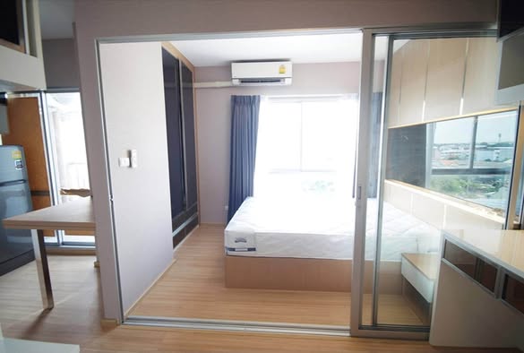bedroom of Plum Condo Bang Yai Station.