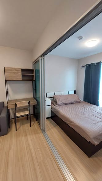 bedroom and room interior of Plum Condo Chaengwattana Phase 2