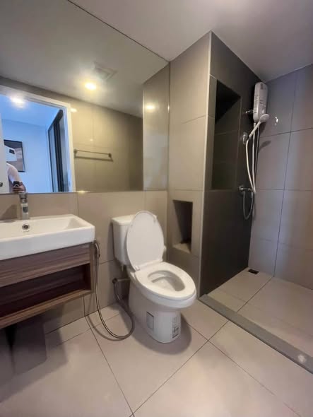 bathroom of Plum Condo Sukhumvit 97.1