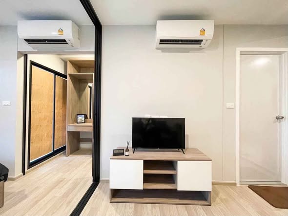 living room and bedroom and room interior of Plum Condo Sukhumvit 97.1