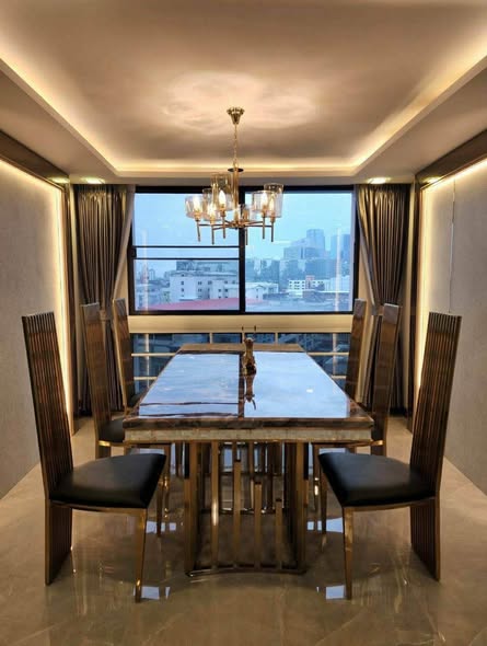 room interior of President Park
