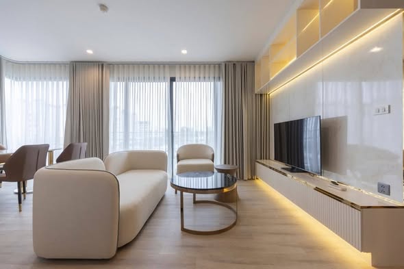 bedroom and living room of PYNN Soonvijai