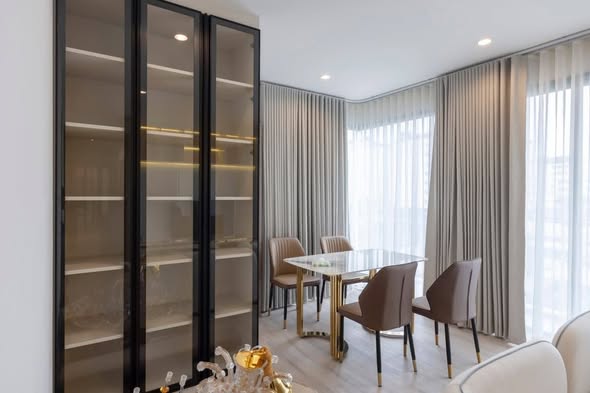 living room and room interior of PYNN Soonvijai