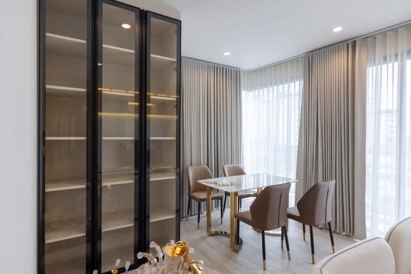 living room and room interior of PYNN Soonvijai