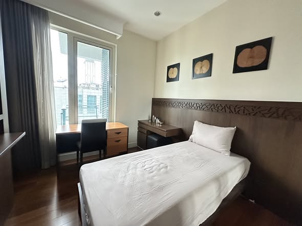 bedroom of Q Lang Suan