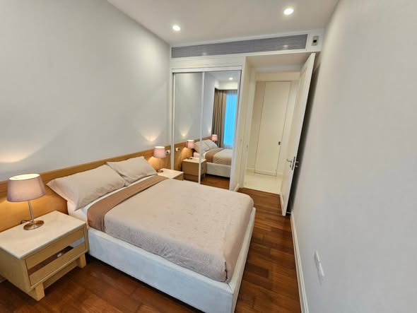 bedroom of Q Lang Suan