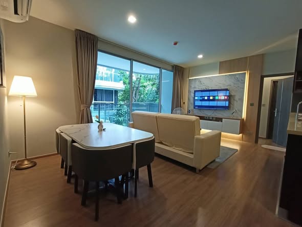 living room and bedroom of Q Prasarnmit