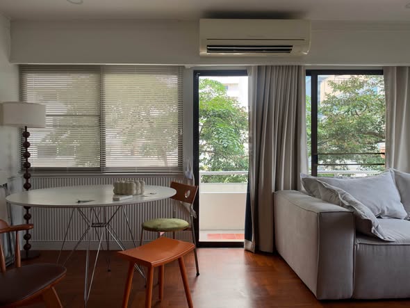 living room and bedroom and room interior of Q1 Sukhumvit Condo by Q House