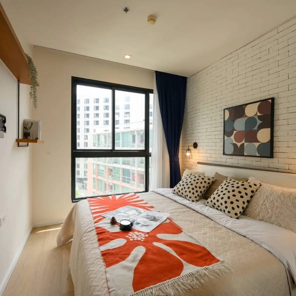 bedroom of Quinn Ratchada 17