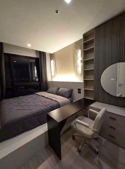 bedroom of Quinn Ratchada 17