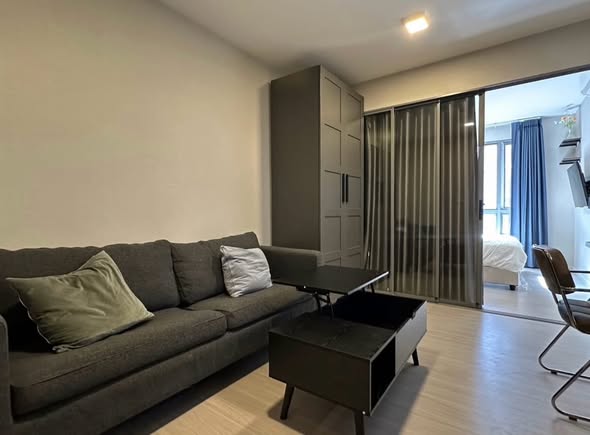 living room and room interior of Quintara Phume Sukhumvit 39