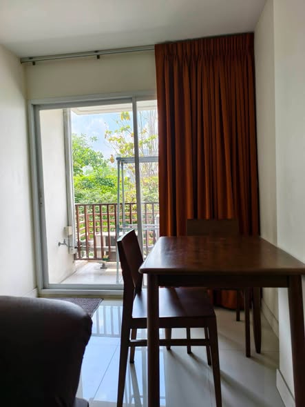 room interior of Rajvithi City Resort