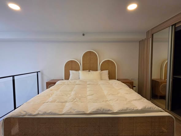 bedroom of Ramada by Wyndham Bangkok Sukhumvit 87