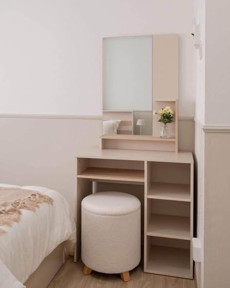 bedroom and room interior and bathroom of Ranee Place Condominium