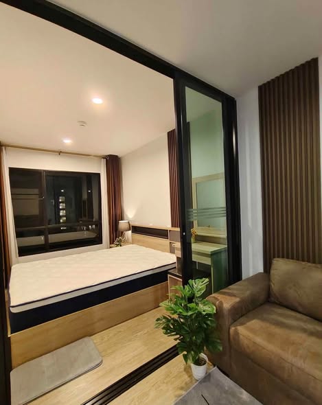 bedroom and room interior of REACH Phahon Yothin 52 (รีช พหลโยธิน 52)