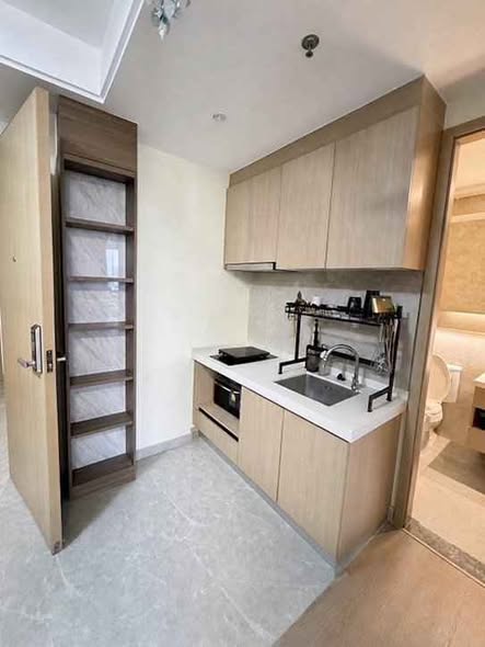 Regal Sathon-Naradhiwas