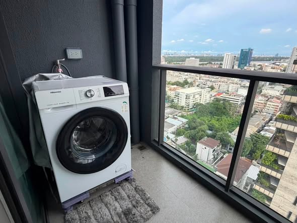 Regal Sathon-Naradhiwas