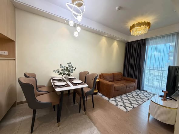 living room and room interior of Regal Sathon-Naradhiwas
