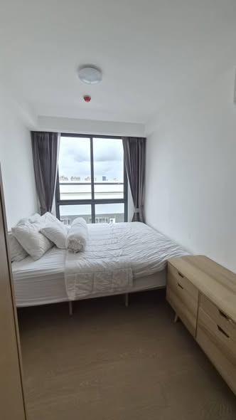 bedroom of Regal Srinakarin 40