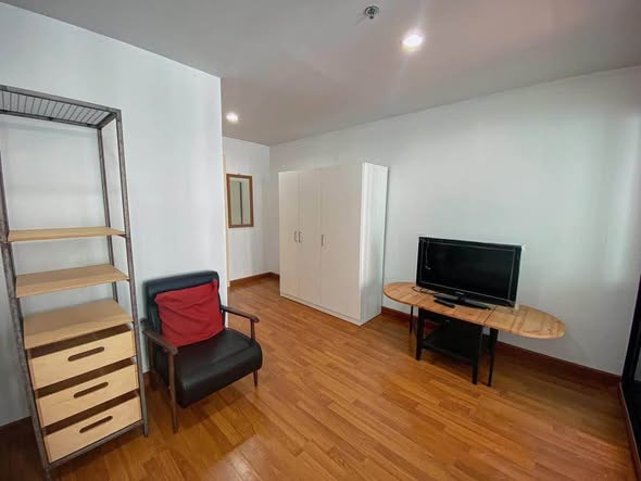 bedroom of Regent Home 18