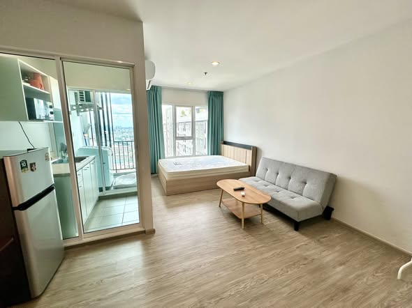 bedroom and room interior of Regent Home Bangna (รีเจ้นท์โฮม บางนา)