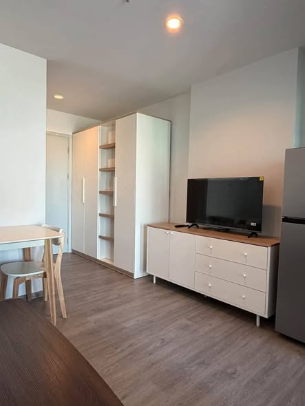 bedroom and room interior of Regent Home Bangna (รีเจ้นท์โฮม บางนา)