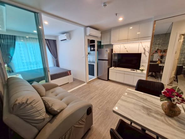 living room and bedroom of Regent Home Bangna (รีเจ้นท์โฮม บางนา)