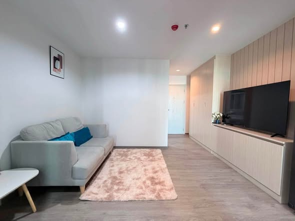 living room and room interior of Regent Home Bangna (รีเจ้นท์โฮม บางนา)