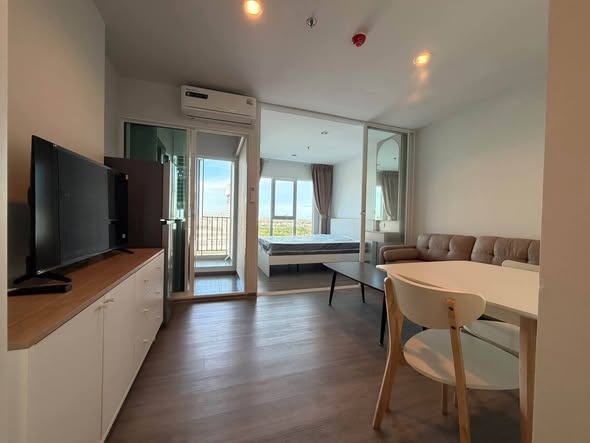 room interior of Regent Home Bangna (รีเจ้นท์โฮม บางนา)