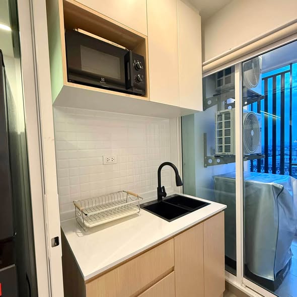 room interior and bathroom of Regent Home Bangna (รีเจ้นท์โฮม บางนา)