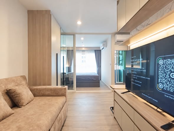 bedroom and living room and room interior of Regent Home Bangson 28